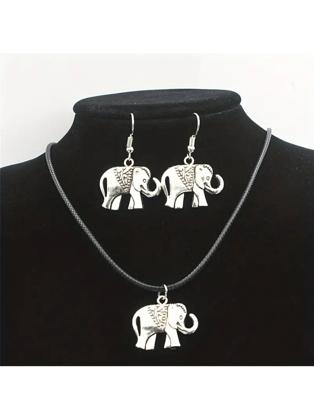 New - Retro - Elephant - Necklace and Earrings Set